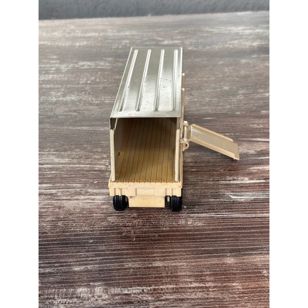 Vintage Tonka Steel Horse Trailer Toy Metal Beige Brown Kids Play‎ Vehicle